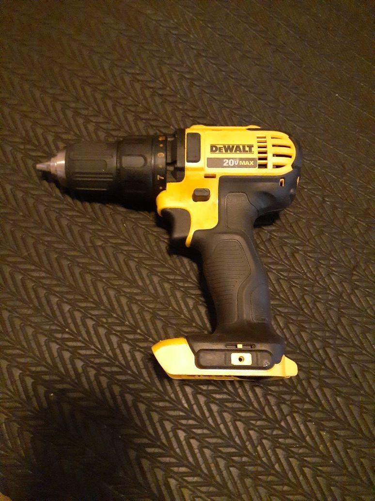 DeWalt 1/2 inch drill driver ~new