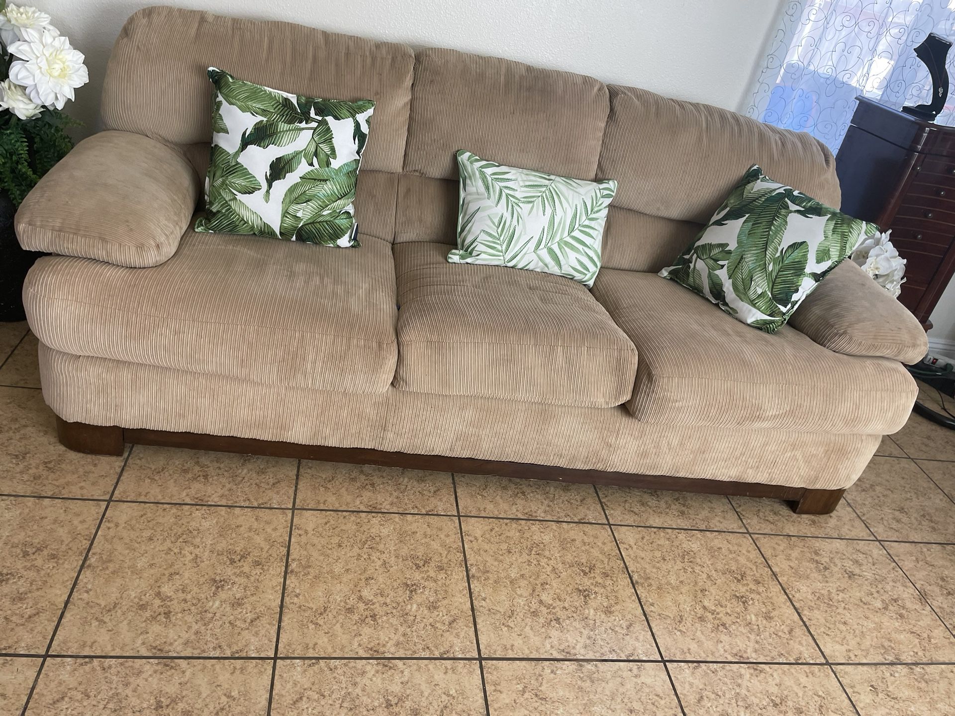 BEAUTIFUL SAGE MATERIAL COUCH