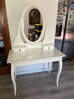 Vanity with Mirror