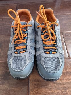Columbia Redmond kids outdoor waterproof hiking shoes