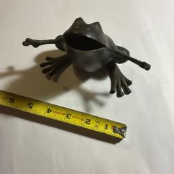 Frog. Beautiful Bronze Frog For Pencils Or Flower 