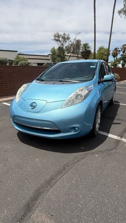2015 nissian leaf