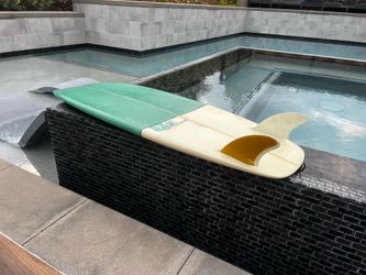 5’1 Mini Simmons surfboard