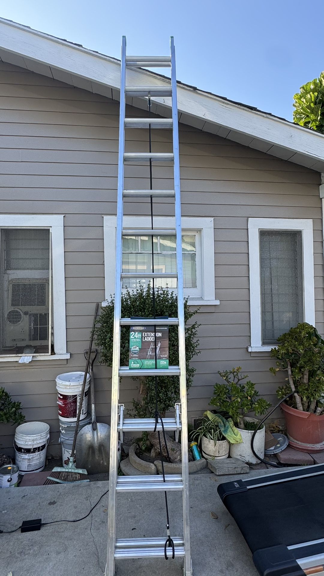Ladder 24 feet extension aluminum