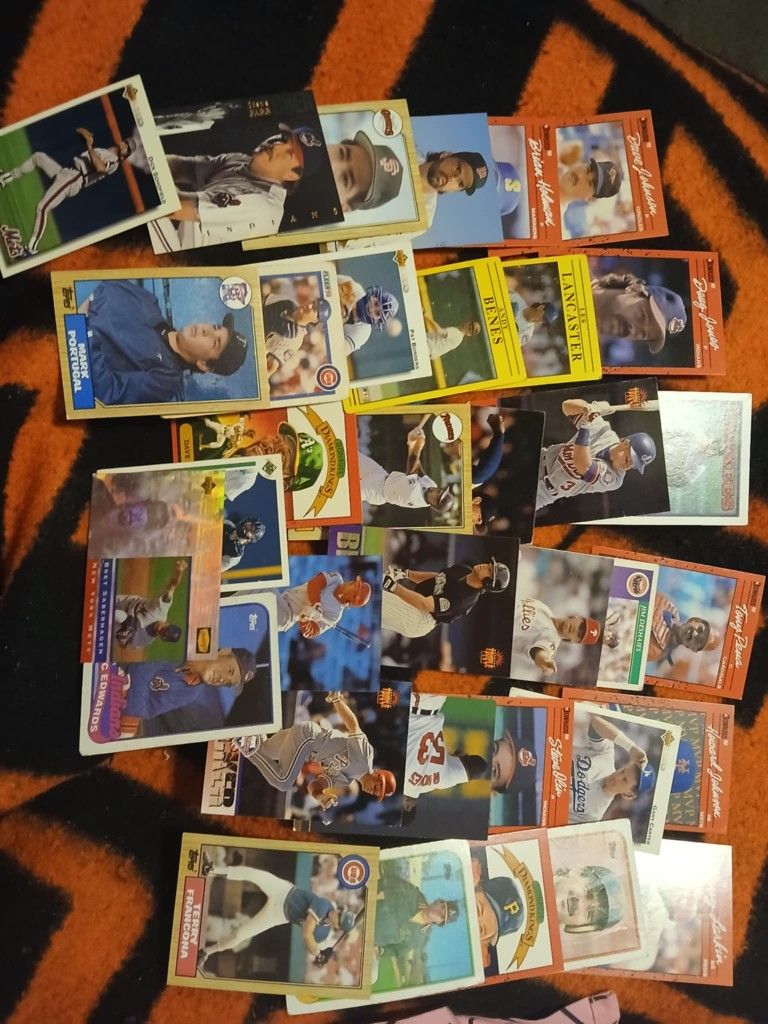 80s and 90s vintage baseball cards