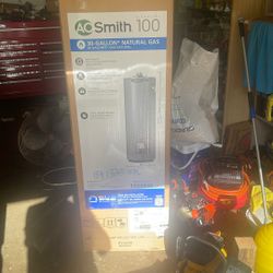 NEW AO SMITH GAS WATER HEATER 30 Gallon 