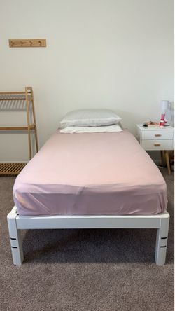 Twin size platform bed