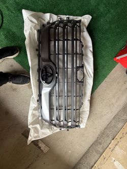 2022 Toyota tundra grill