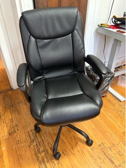 Computer chair