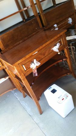 New artistica wooden Computer desk with keyboard holder 180