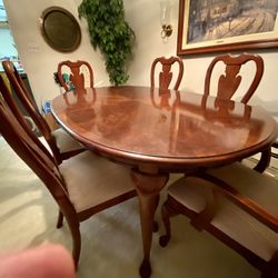 1992 Vintage American Drew Cherry Wood Dining Room Table With 2 Leafs (9pcs)