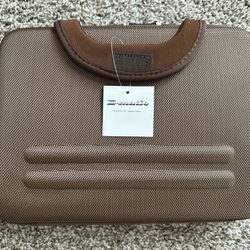 Carrying Case for 10 Laptop