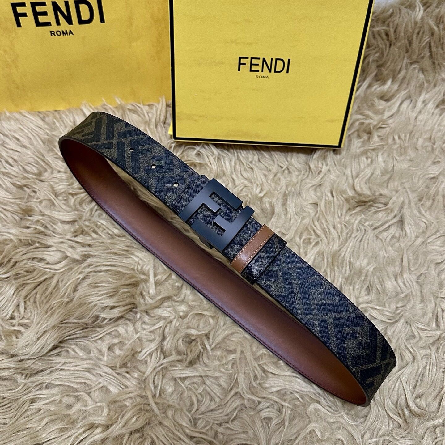 Fendi Men’s Belt With Box 2026 New