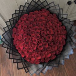 100 Roses Bouquet 