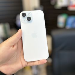 iPhone 15 UNLOCKED 128GB