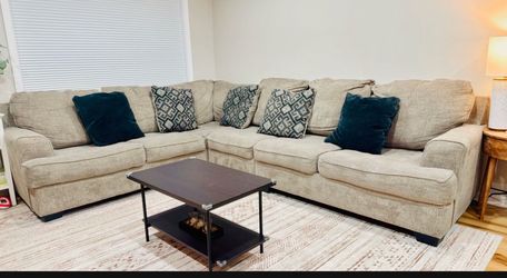 Couch 🛋️ from Ashley furniture