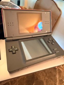 Nintendo DS Lite Console Charger Stylus Mario Kart DS Racing