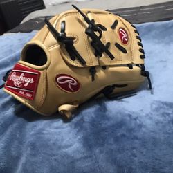 Rawlings 12 Inch Baseball Glove