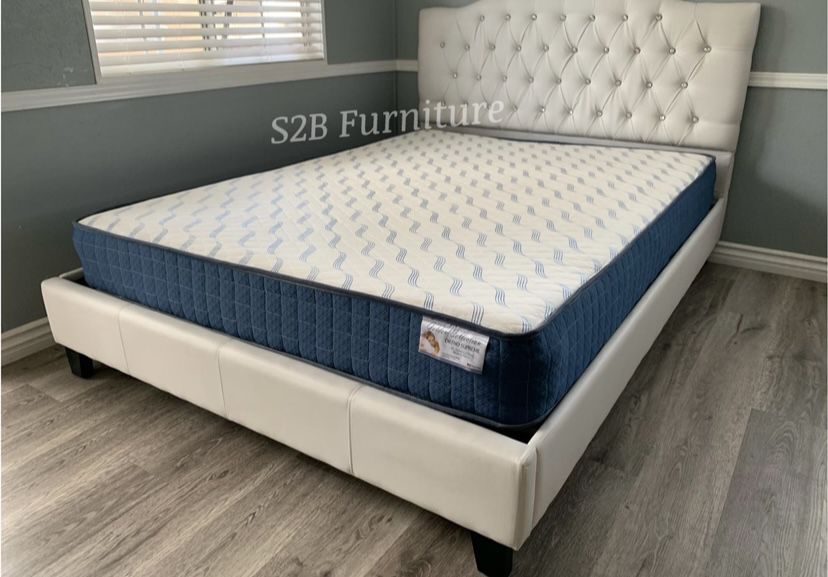 Full White Crystal Button bed 
