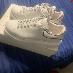 Alexander McQueen White And Black