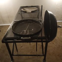 Table For 2 Twenty Two Inch Weber Grills