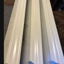 3 - 4'  floating shelves