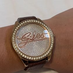 Reloj de GUESS Dorado