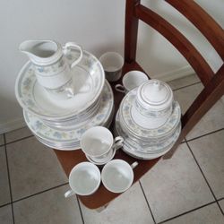 China Dish Set