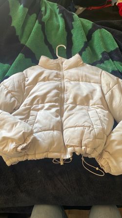 White Cropped Puffer Jacket