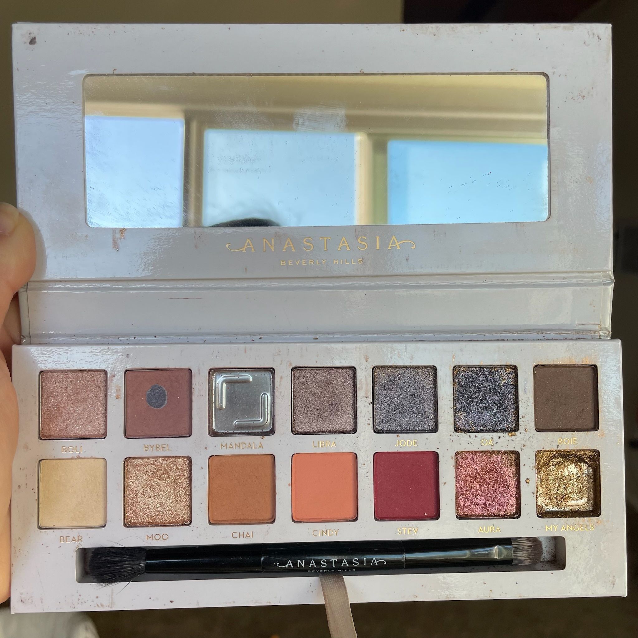 Anastasia Beverly Hills Carli Bybel eyeshadow palette Sephora makeup