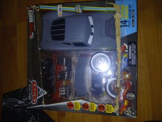 Disney Pixar Cars 2 RidMakerz Lightning  McQueen custom kit Toys rus new
