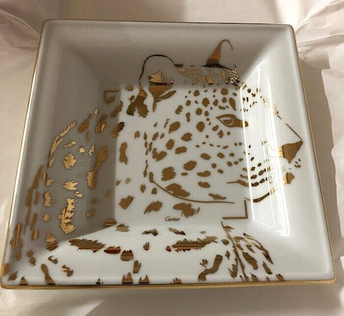 Cartier 金彩ロゴ縁取り パン皿デザート皿16.5センチ2枚箱入り 空間を彩る