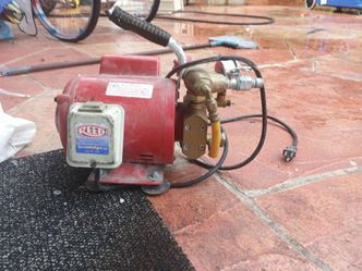 Reed EHTP500 Electric Hydrostatic Test Pump.This pump is designed for pressure testing water systems, including plumbing lines, water meters, and pres