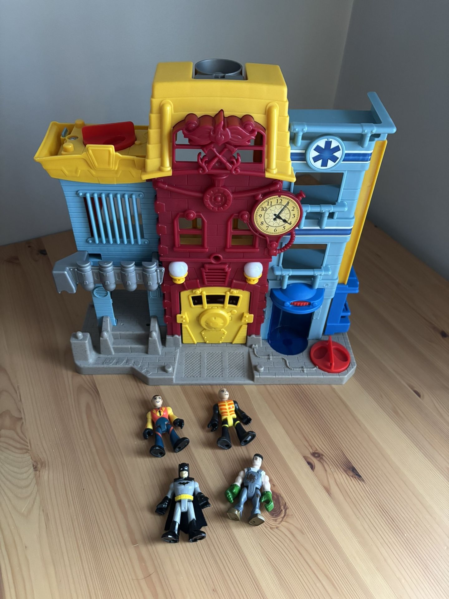Fisher Price Imaginext Playset Rescue City Fire Station With Figure Lot DC Comics Batman Firefighter