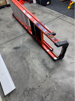 Werner Podium Ladder