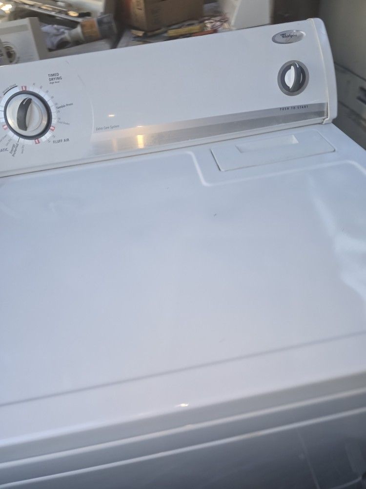Whirlpool Gas Dryer Super Capacity And Heavy Duty Works Excellent