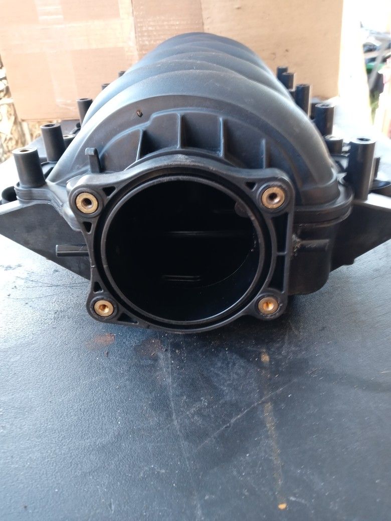 lS2 intake Manifold Corvette,GT0 ,CTSv OEM for Sale in Miami Gardens