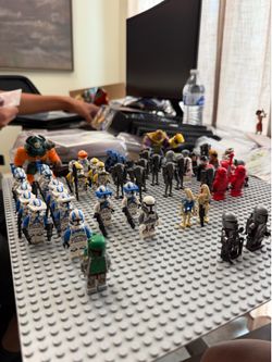 Lego mini figure lot