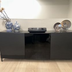 Besta TV Stand With Lots Of Storage