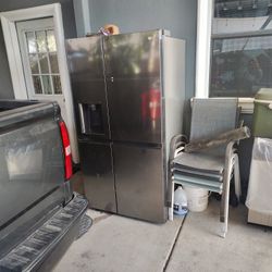 Working LG Fridge 