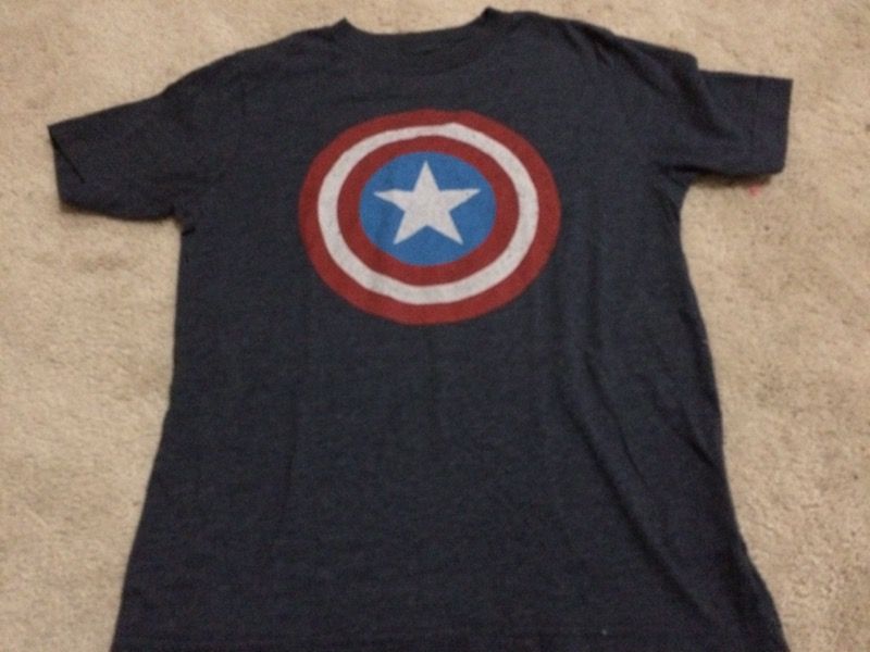 Gently used captain America size small boys tshirt