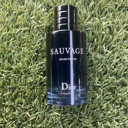 Dior Sauvage Eau de Parfum – Men’s Cologne