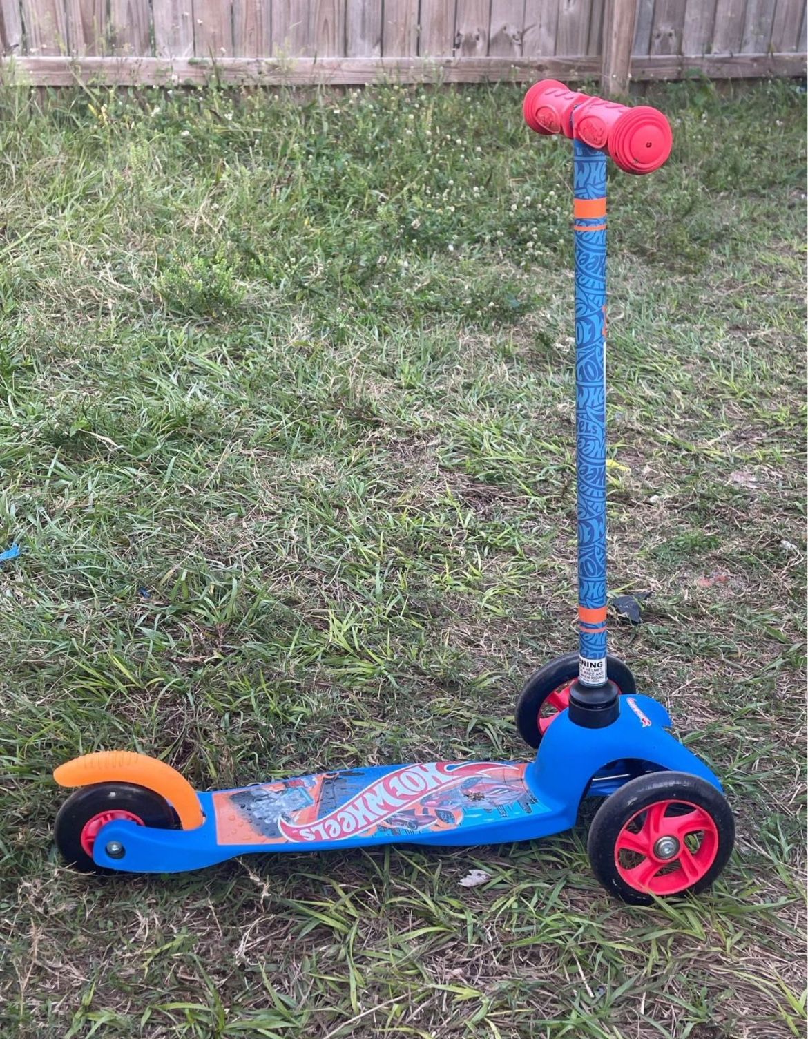Hot Wheels Scooter
