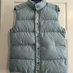 Reversible Puffer Vest. 