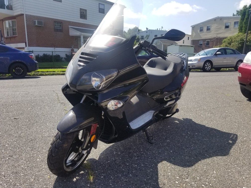 2008 roketa 250cc scooter deals