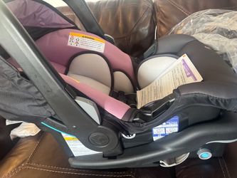 Baby trend infant car seat