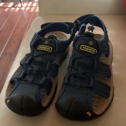 Waterproof sandals - Women size 38/8