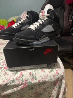 Jordan 5 “Black Metallic “ Size 9.5 DS