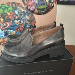 Leather Darry Lug Sole Loafer by Naturalizer Black/Silver Size 10W