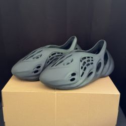 Yeezy Foam Rnnr Onyx
